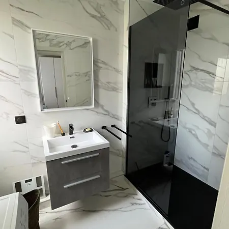Design Et Calme Au Bord De L'eau Apartment *